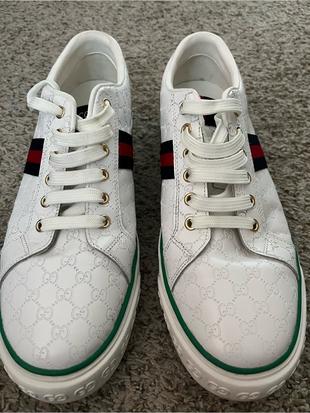 Gucci 1977 White Low-Top Sneakers with Red & Navy Stripe